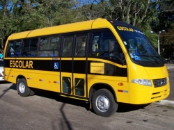 Veculo tem capacidade de transporte de 31 alunos