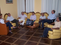 Da esq. pra dir.: Ilca, Flvio, Luiz, Guilherme, Vadair, Gil e Martinez durante a reunio