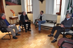 Da esq. pra dir.: Daltro, Gil, Guilherme e Cairo conversam sobre a realidade local da Polcia Civil