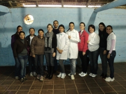 Equipe da ESF com os acadmicos de Nutrio da Unipampa