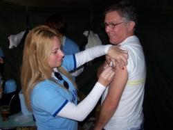 Doses da vacina esto sendo aplicadas no Centro de Sade e nas ESFs