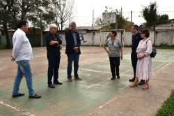 Chefe do Executivo acompanhou o parlamentar em visita  escola Ulissa onde ser investida uma cobertura na quadra poliesportiva com recursos de emenda