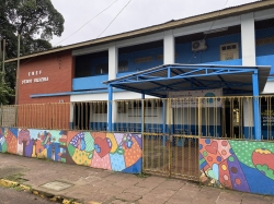 Otvio Silveira  uma das escolas que recebe desabrigados e mamtm alimentao de alunos