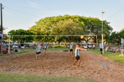 Jogos ocorreram na quadra de areia do Parco