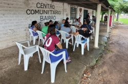 Moradores da Vila Vitria foram at o Centro Comunitrio do Bairro Pr-Morar fazer o cadastro social da regularizao fundiria