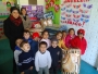Educao entrega 200 edredons para escolas de Educao Infantil