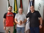 Novo gerente da Fronteira Internet visita o prefeito Leonardo